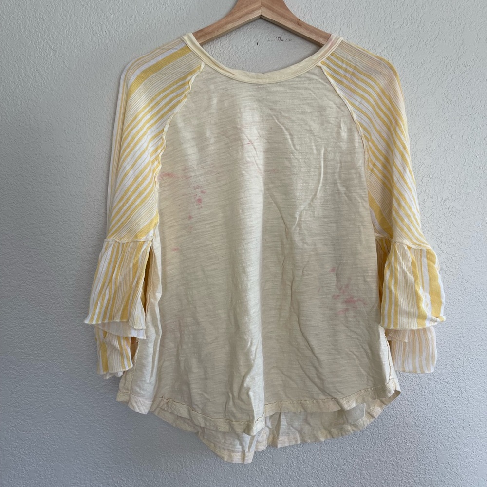 Women’s Blouse Flowy Sleeves Boutique Brand